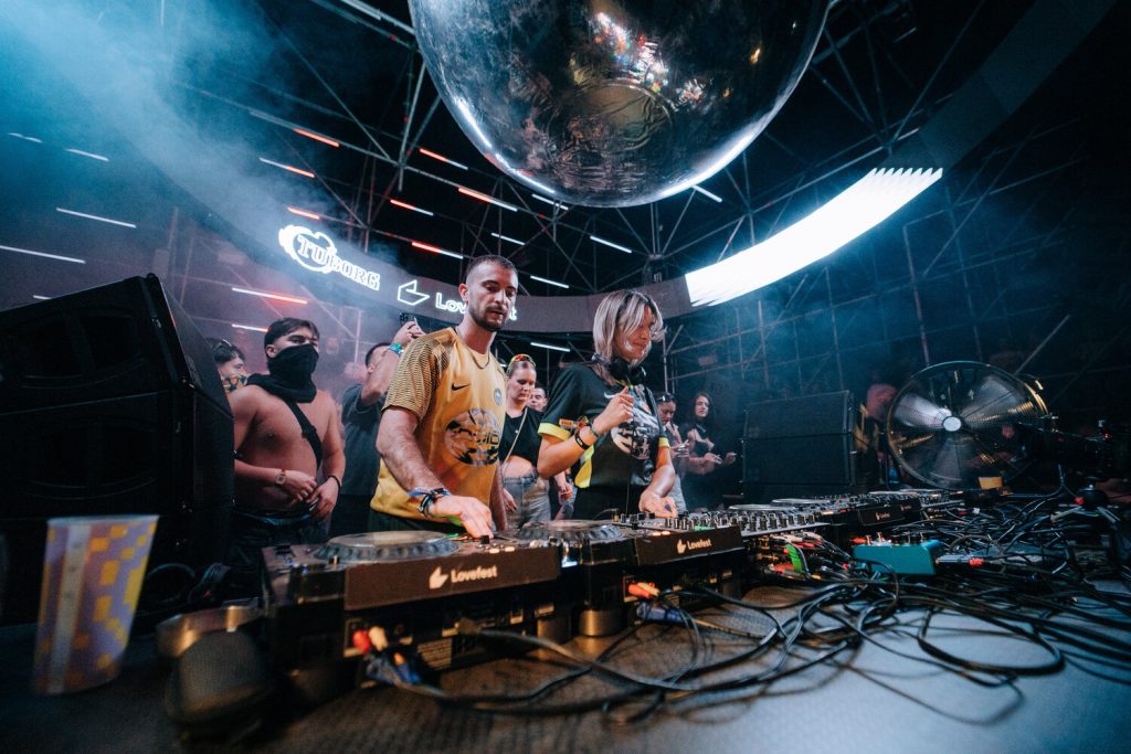 Absolut RAW Stage - V.Veličković