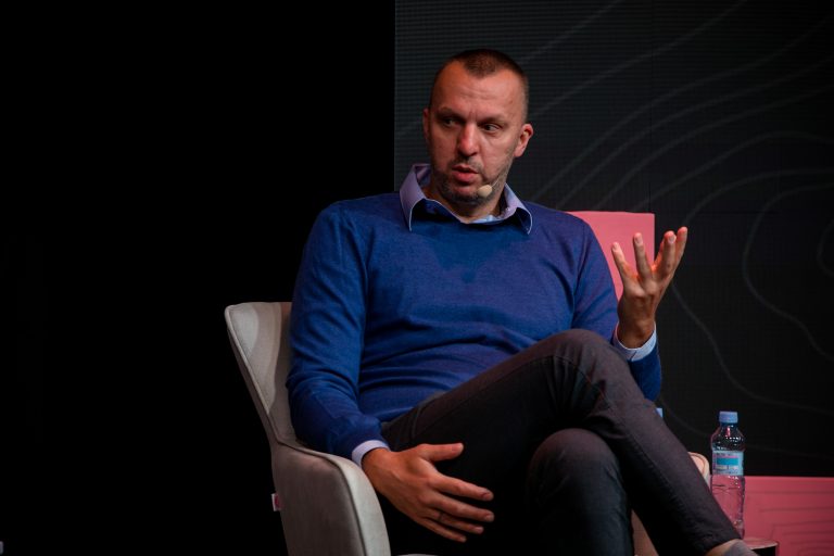Duško Savanović