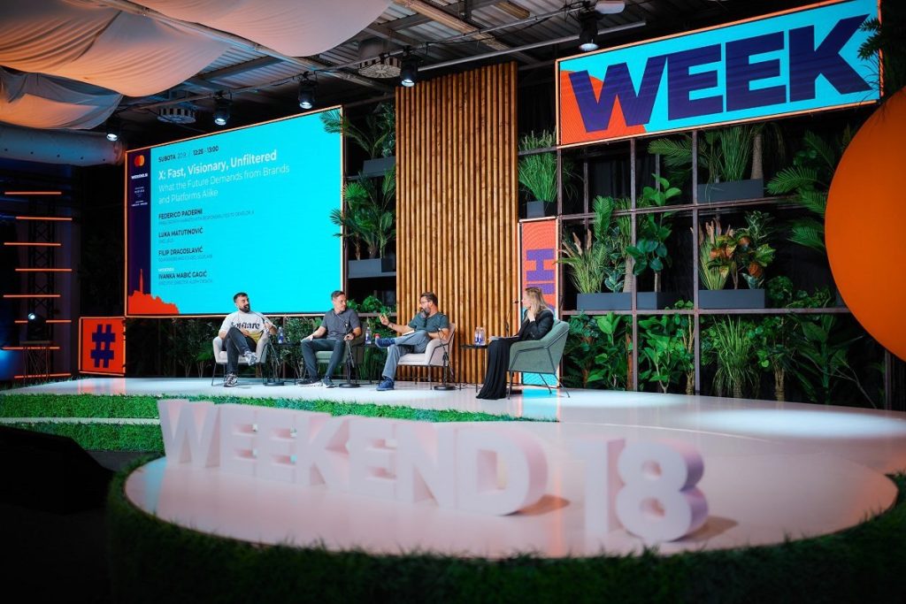 panel weekend.18