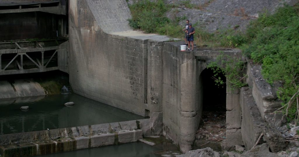 Kadar iz filma Biološki minimum