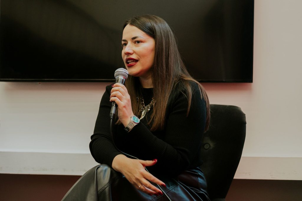 Zlata Lukić, Erste Banka