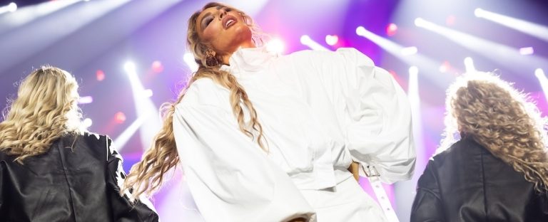 Senidah, koncert, Arena Stožice Photo (c) Miro Majcen