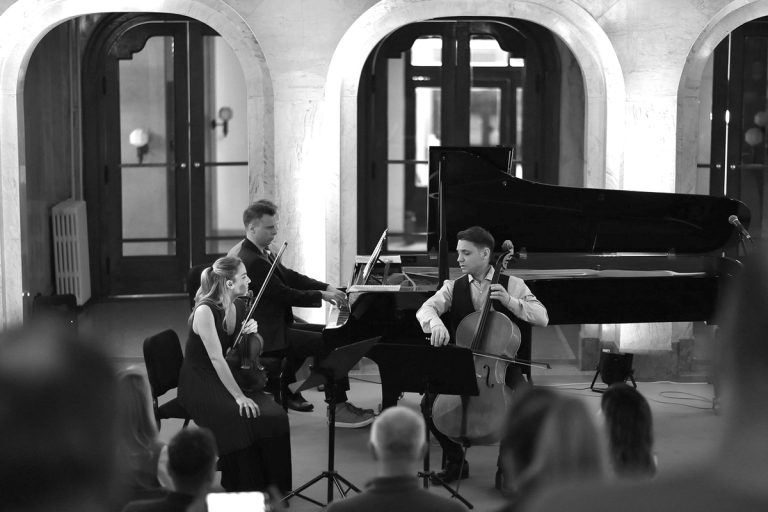 Corda Piano Trio