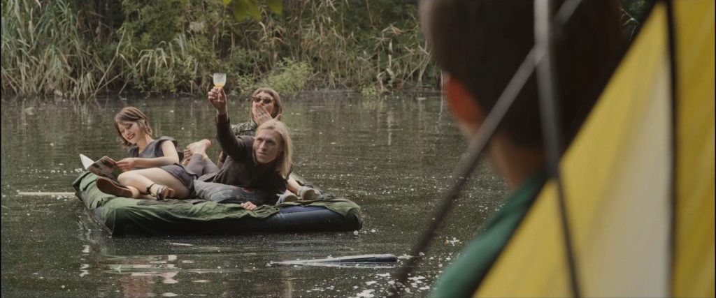 Grad je spavao i sanjao o nama