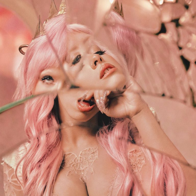 Ekskluzivno preslušavanje albuma „Hades“ Melanie Martinez u MASCOMSTORE prodavnici ploča na Terazijama