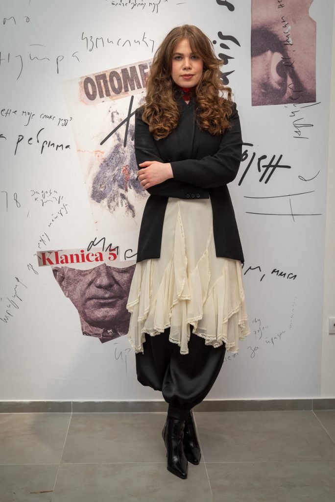 Izložba Nikolina Nikolić -Zapisi 72