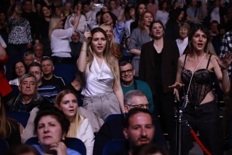 Hari Mata Hari, koncert