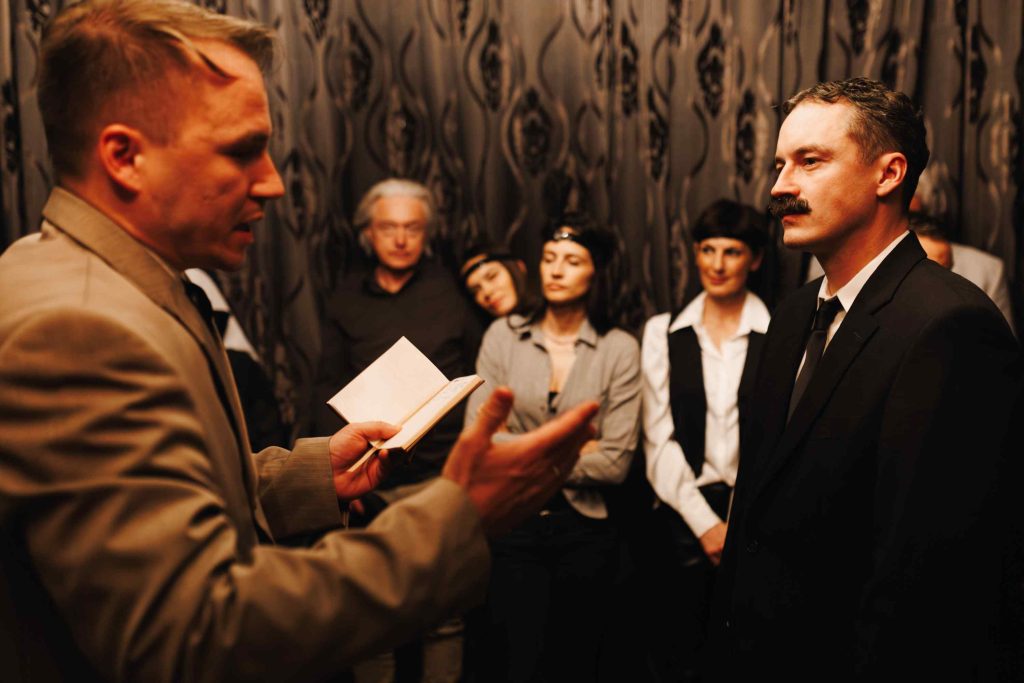 „Tesla: Svetlost senke“