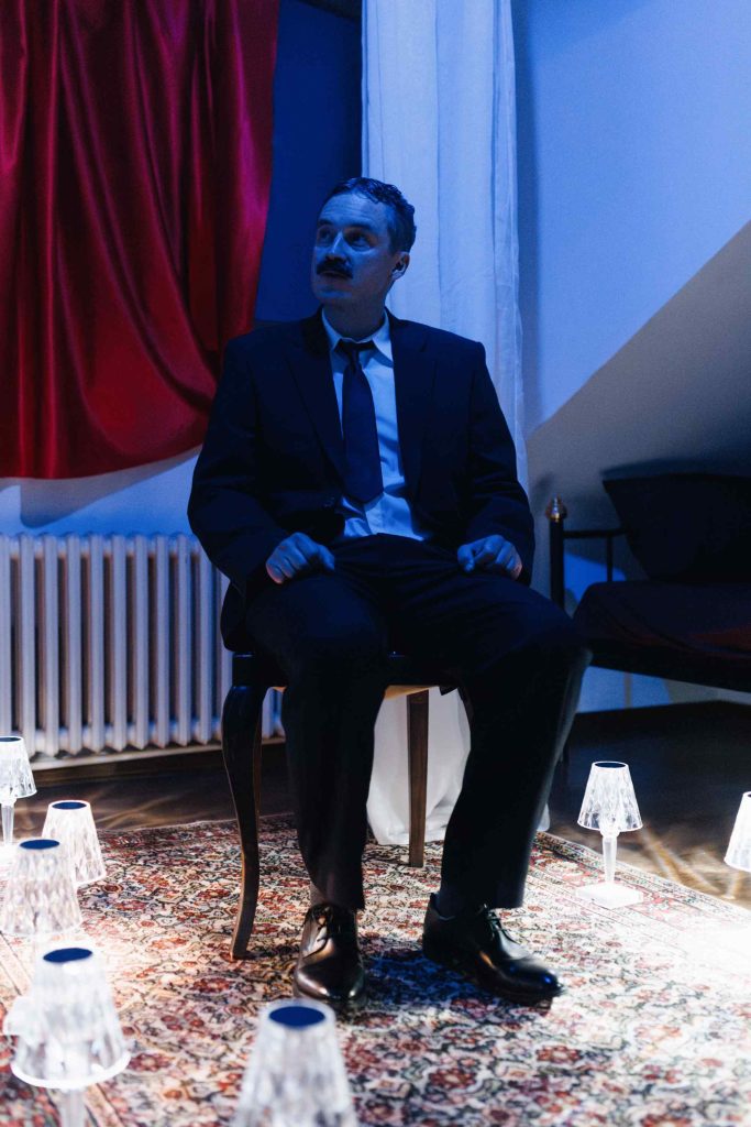 „Tesla: Svetlost senke“