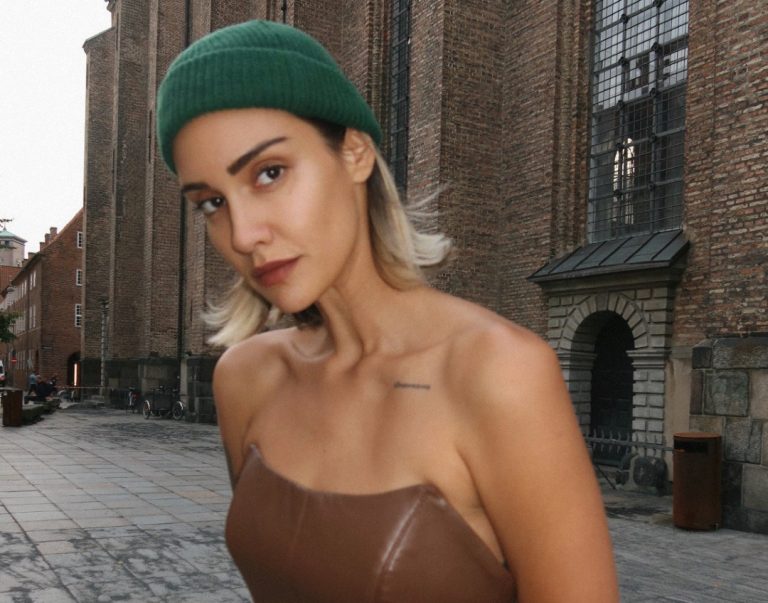 Aleksandra Duende u novoj predstavi Aleksandra Ilića:  „Zaboravljeno prisustvo: Povratak izvoru“ na šestom Festivalu sola