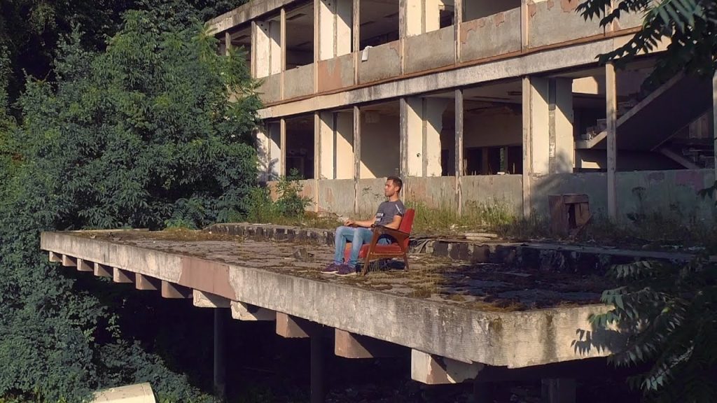 Kadar iz filma „Fabrika ne sme da stane!“