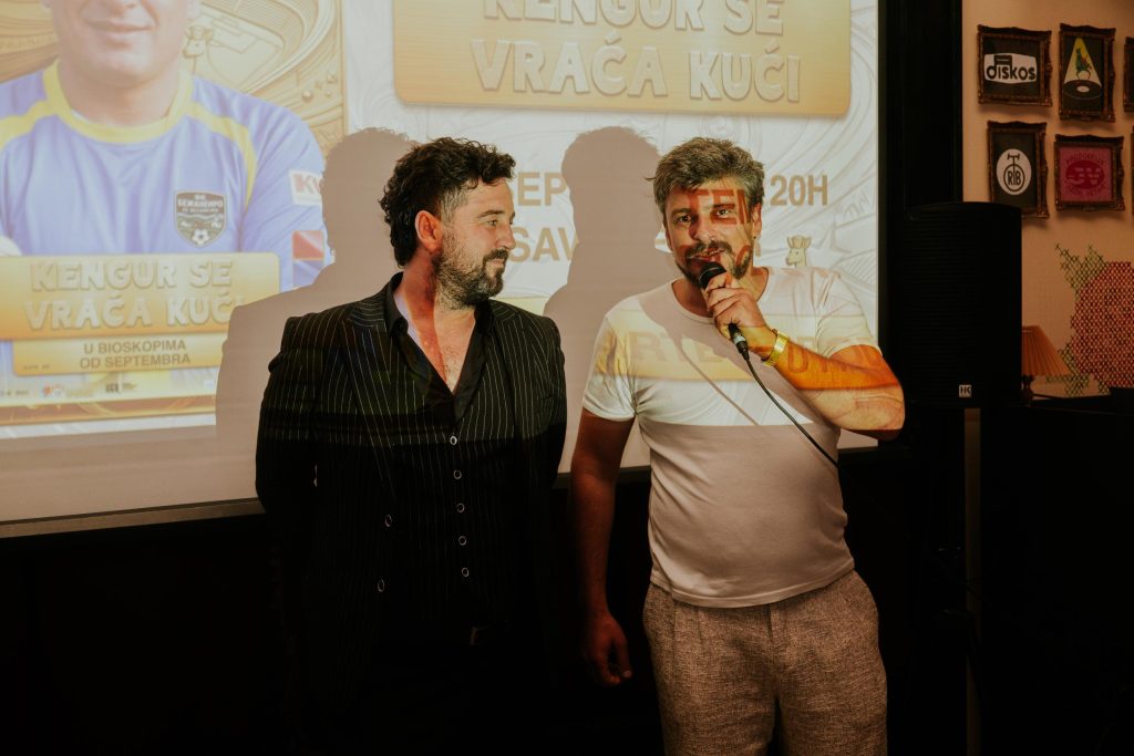Kengur se vraća kući