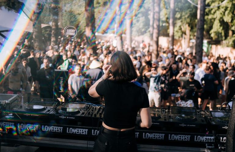 Prvi vikend Tuborg Lovefesta završen u velikom stilu: Nina Kraviz i Richie Hawtin obeležili drugo festivalsko veče