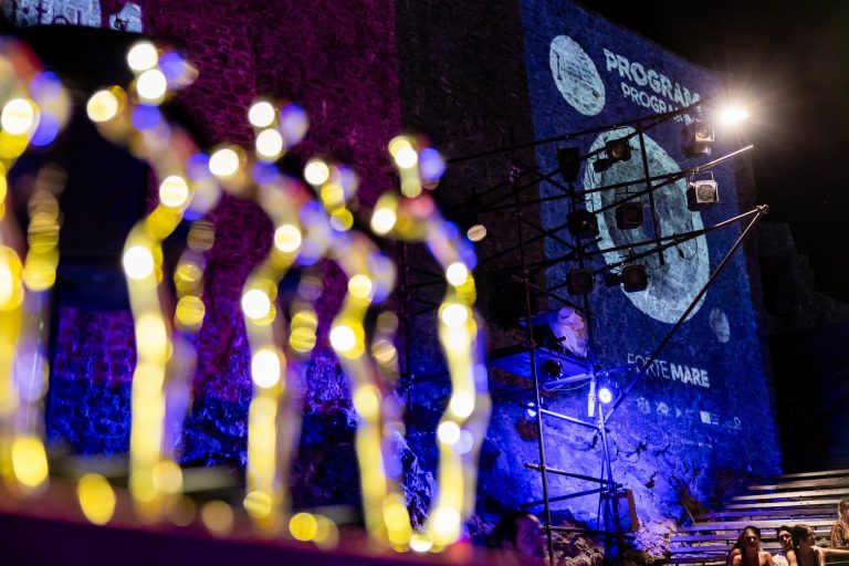 Trijumf filma „Oče naš“ Gorana Stankovića na 39. Filmskom festivalu u Herceg Novom: Kompletan pregled nagrađenih autora i ostvarenja na Kanli kuli