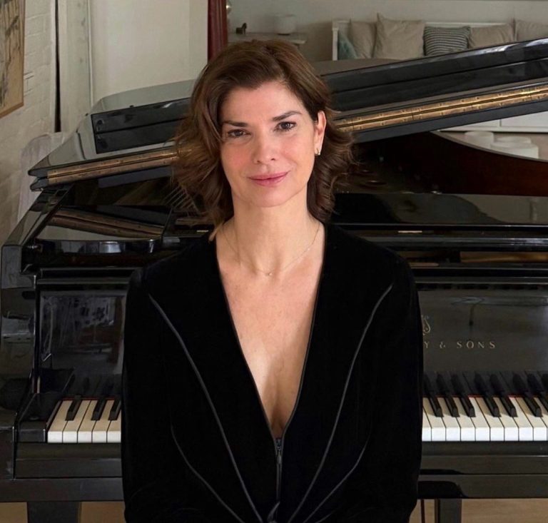 Irina Dečermić