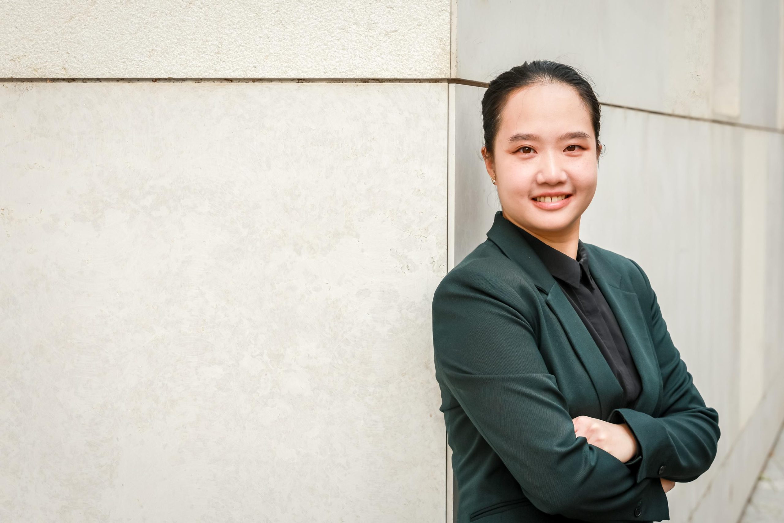 Jingya Peng