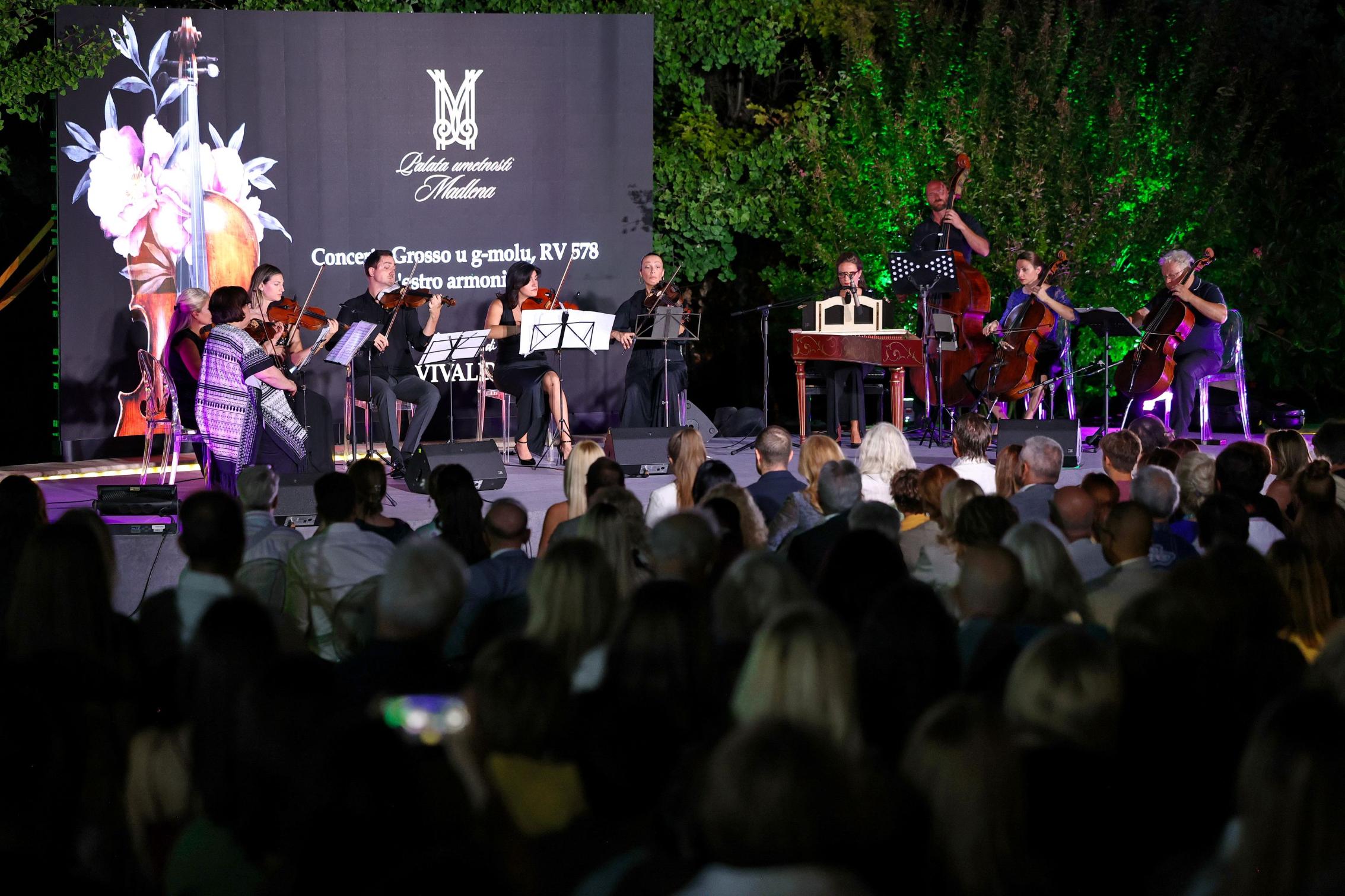 Koncert „Magia di Vivaldi“ u vrtu Palate umetnosti Madlena