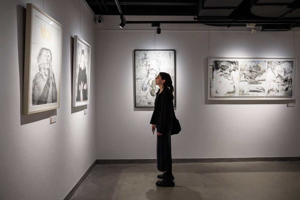 Postavka izložbe „Svet fantastike na papiru“ u Galeriji Kolarčeve zadužbine