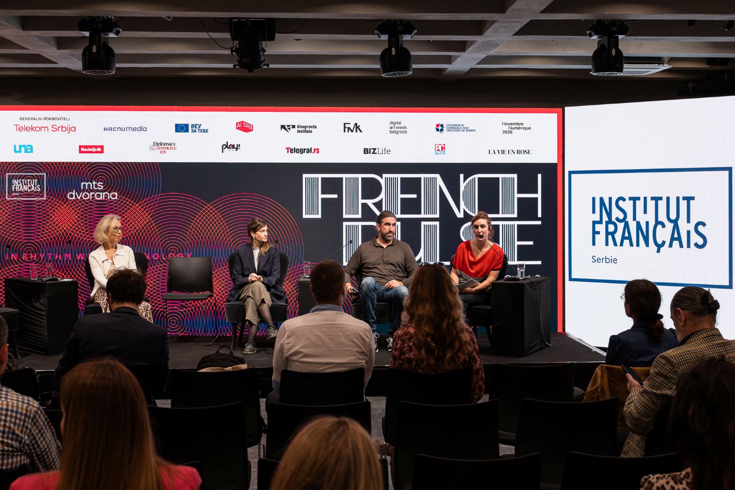 Učesnici konferencije za medije povodom pokretanja programa French Pulse u MTS Dvorani