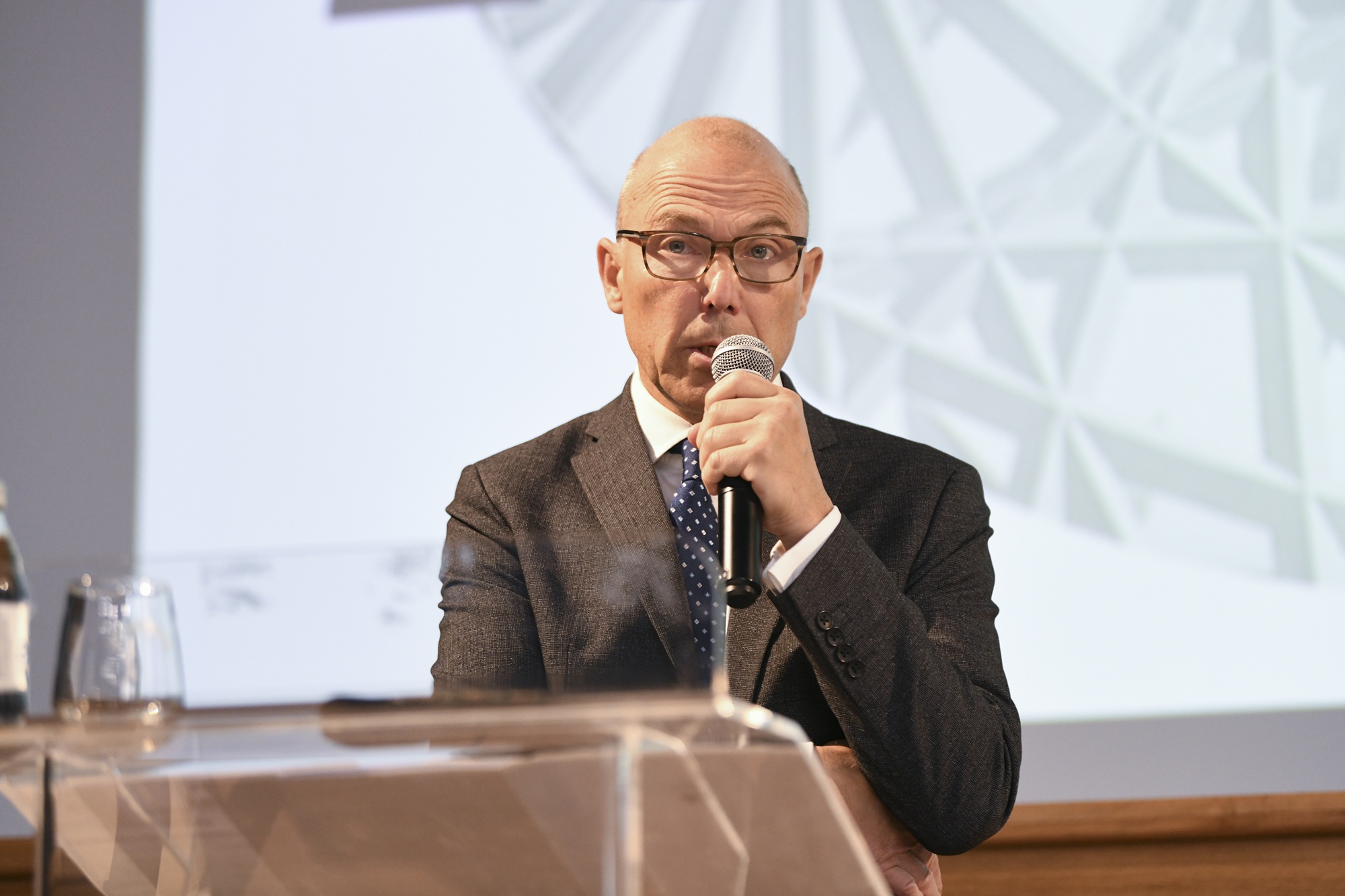 Jan Bondi, ambasador Češke Republike u Srbiji