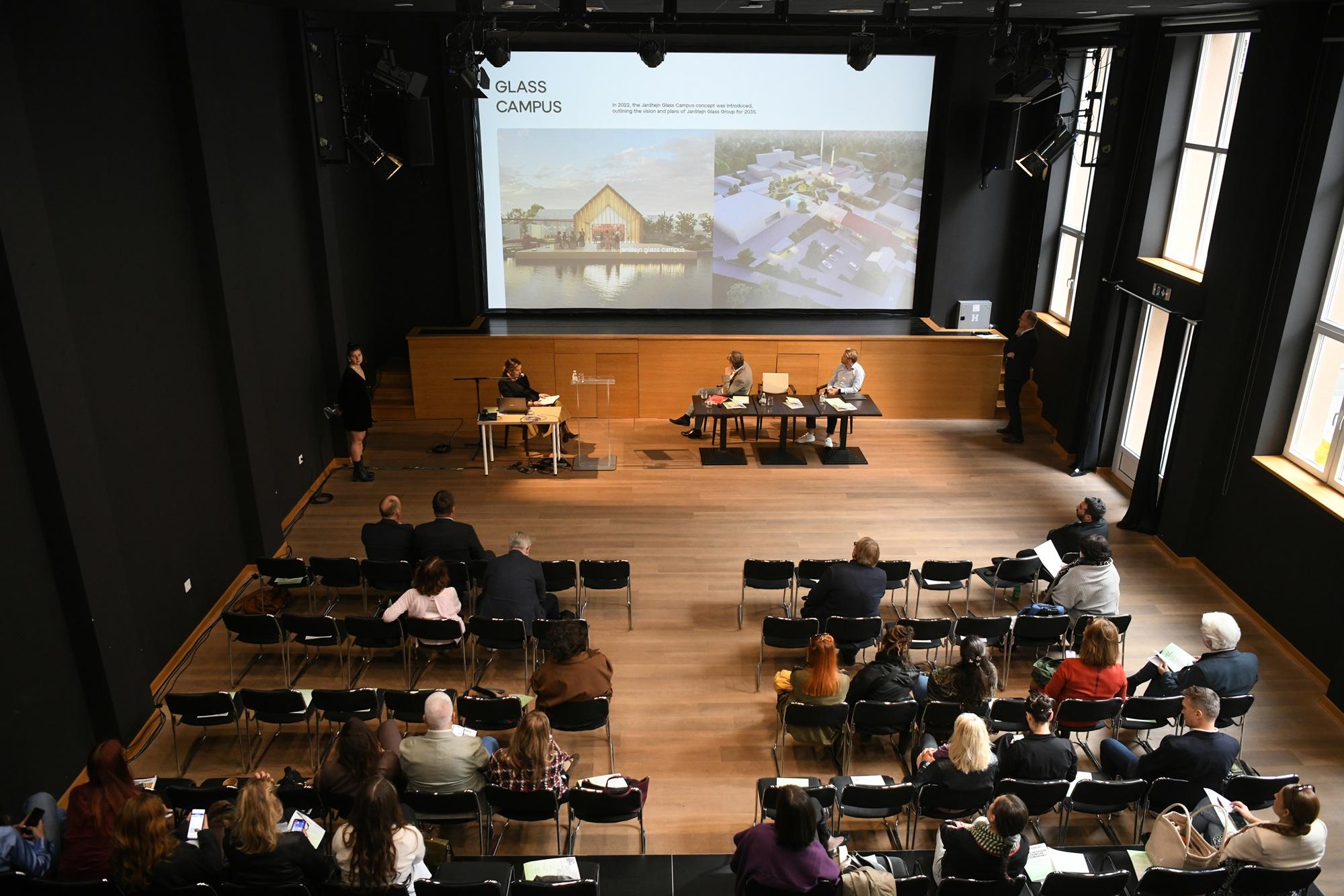 Konferencija „Dijalozi o kreativnom staklu“ u Češkom centru Beograd