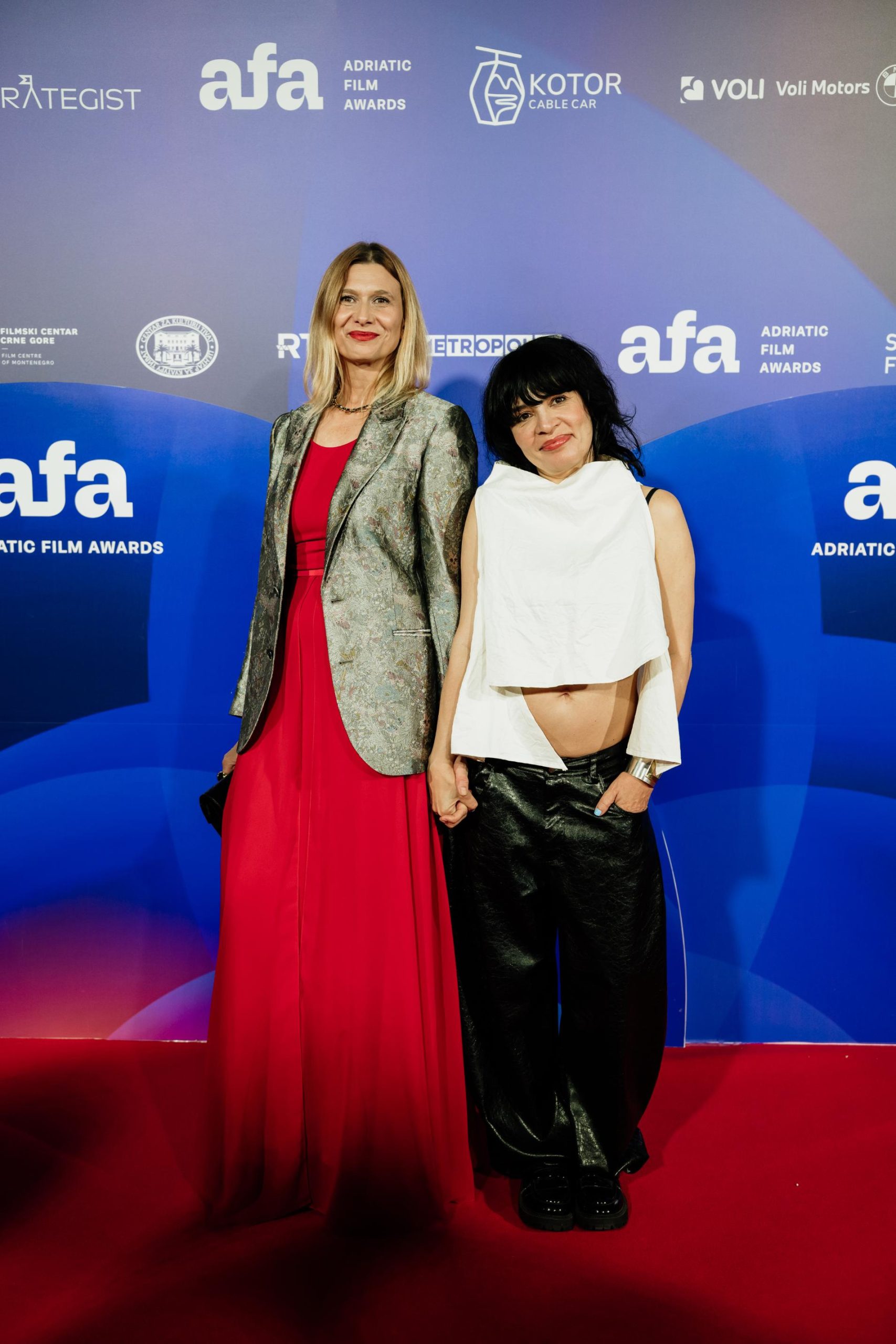 Elma Tataragić i Teona Strugar Mitevska na dodeli AFA nagrada 2026