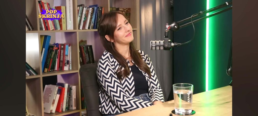 Jovana Stojiljković u podkastu „Pop-škrinja“