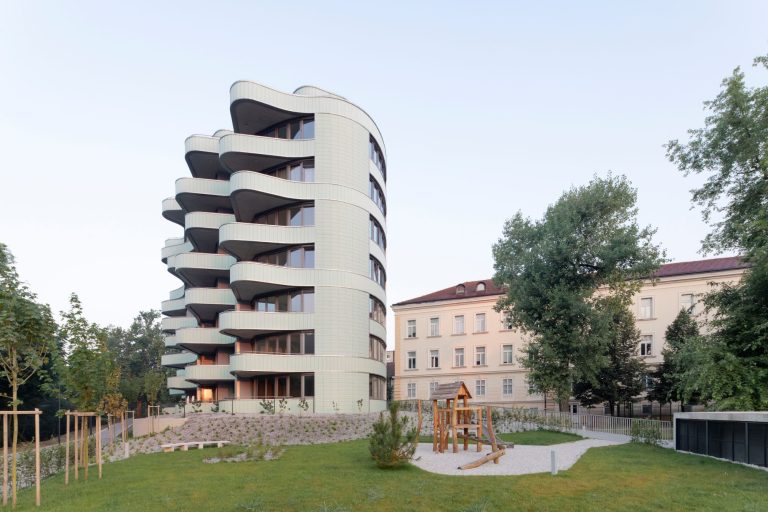 „Stambena zgrada Elipsa“, Ljubljana
